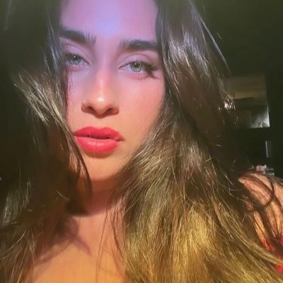 Tคຖiค 🌹🔮's profile picture