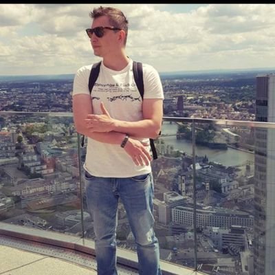 DLibryum's profile picture