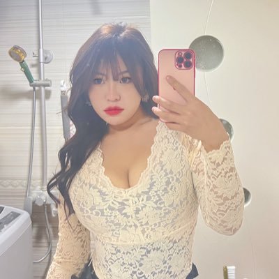Charming尤物's profile picture