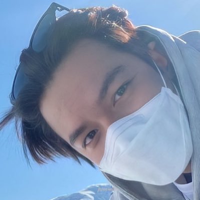 L⛅'s profile picture