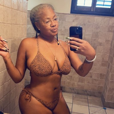 Grannie2thick's profile picture