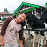anton yulianto's profile picture
