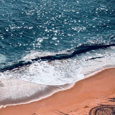 أَبو العز 🖤🌊's profile picture