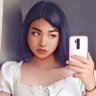 Brunett profil fotoğrafı