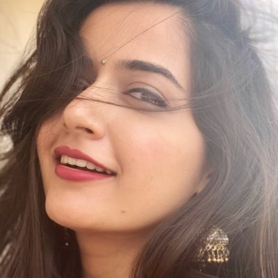 L's profile picture