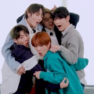 ✚ ✖︎ ✚'s profile picture