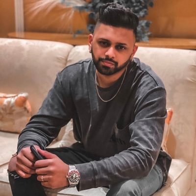 SalKhvn's profile picture