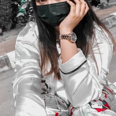 butterfly 🦋's profile picture