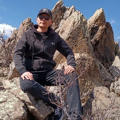 naran zug's profile picture