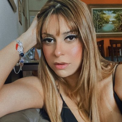 Paty__Landim's profile picture