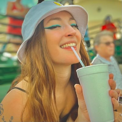carolinemurs's profile picture