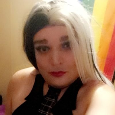 BeckyJ313's profile picture