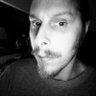 Profilbild von Elliot Lyons