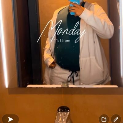 دبــــ's profile picture