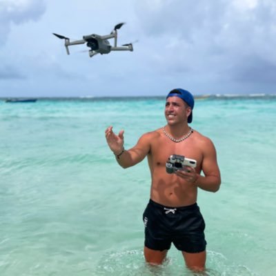 AdriCampanelli's profile picture