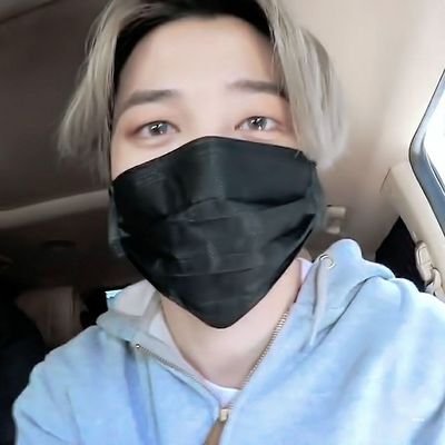 klane saw hobi's profile picture