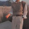 V.'s profile picture