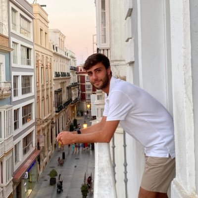 Roberto de Godos ☈'s profile picture
