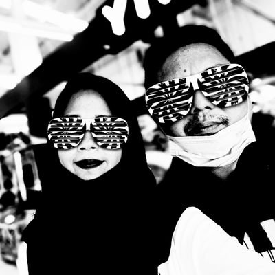 S & M's profile picture