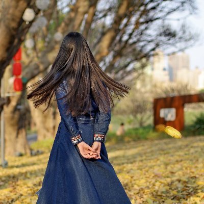 胡思's profile picture