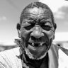 Profilbild von Mzee Mpeku
