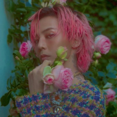 ~ D 🌸's profile picture
