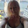 Laurie Fors ( Donnie Girl🧡🤖🧡 ) 的头像