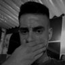 Adrián profil fotoğrafı