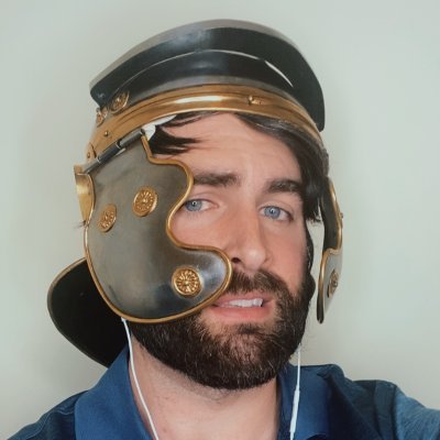 romanhelmetguy's profile picture