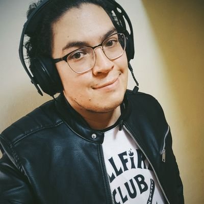Momoesnerd's profile picture