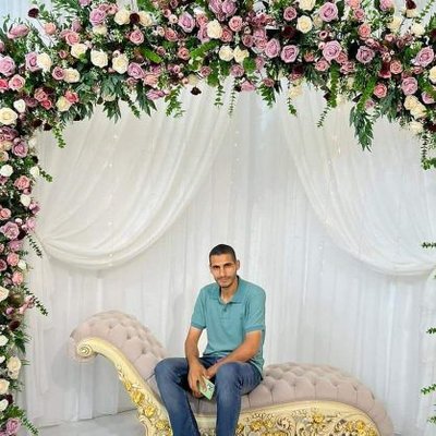 hassaneslayeh's profile picture