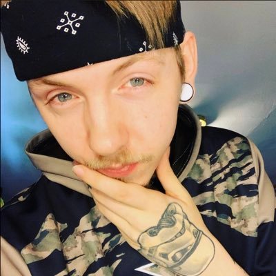 JohnnyTwuft's profile picture