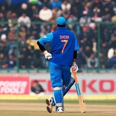 Dhoni Tharane 5️⃣ 🦁's profile picture