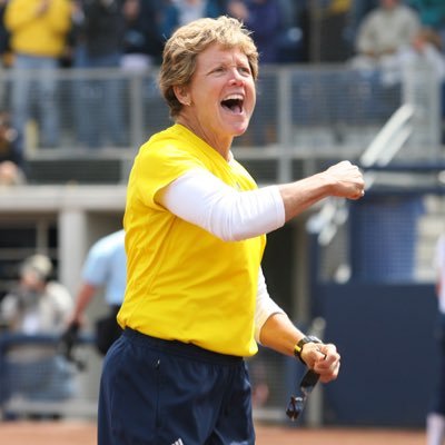Carol Hutchins's profile picture