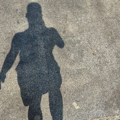 I只CI威's profile picture