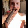 Your Ashtray boy 的头像