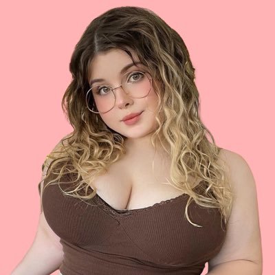 Marie Bunny 🐰's profile picture