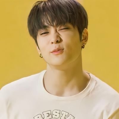 97JJHOLIC's profile picture