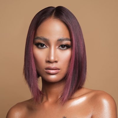 Rose Vega's profile picture