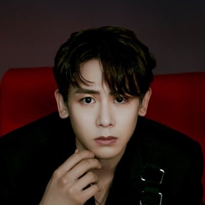 NICHKHUN Official's profile picture
