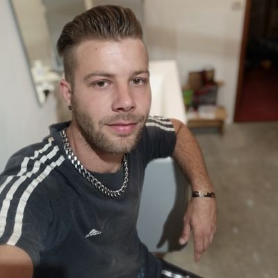 bilyon0169's profile picture
