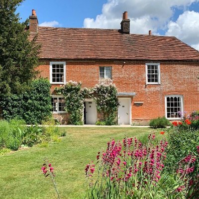 JaneAustenHouse's profile picture