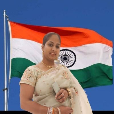 Poonam Pandit's profile picture