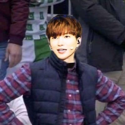 ticky dongie and 14 members โก๏ธ's profile picture