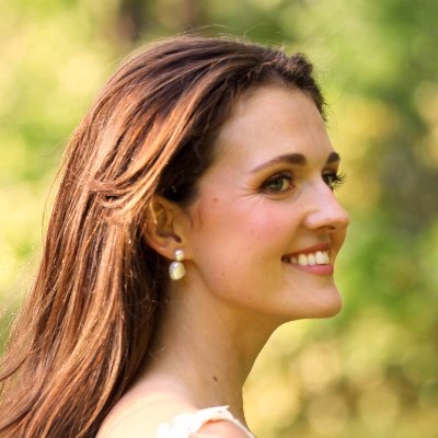 Leah Pierson's profile picture