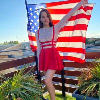 FlamyNika_Official account's profile picture
