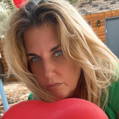 hagit🇮🇱🎗️'s profile picture
