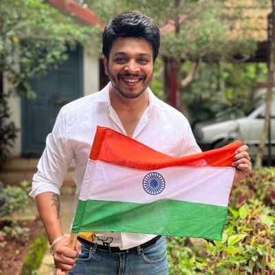 SRINI's profile picture