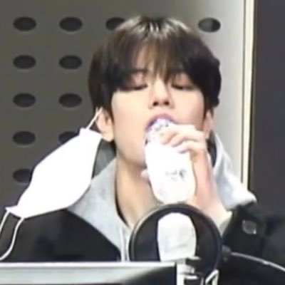 s!'s profile picture