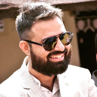 Dixit Thakrar's profile picture